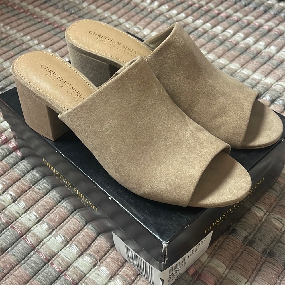 Christian Soriano Mules